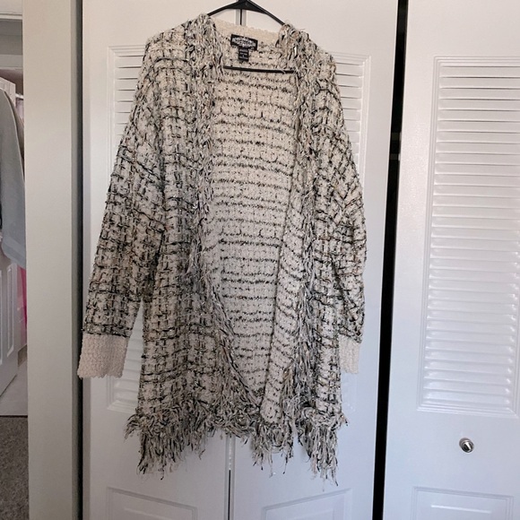 Oliver O (Nordstrom Brand ) Cardigan Large 🎈8$ - Picture 1 of 12
